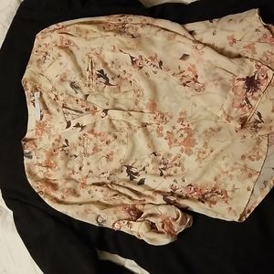 New York & Company peach floral blouse M